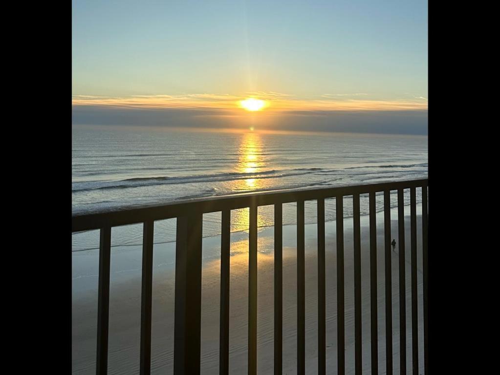 513 - Spectacular Penthouse Level Condo New Smyrna Beach Bagian luar foto