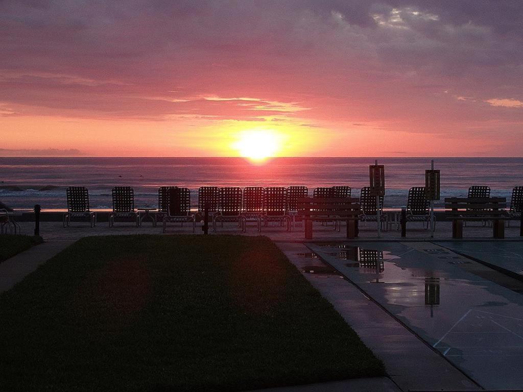 513 - Spectacular Penthouse Level Condo New Smyrna Beach Bagian luar foto